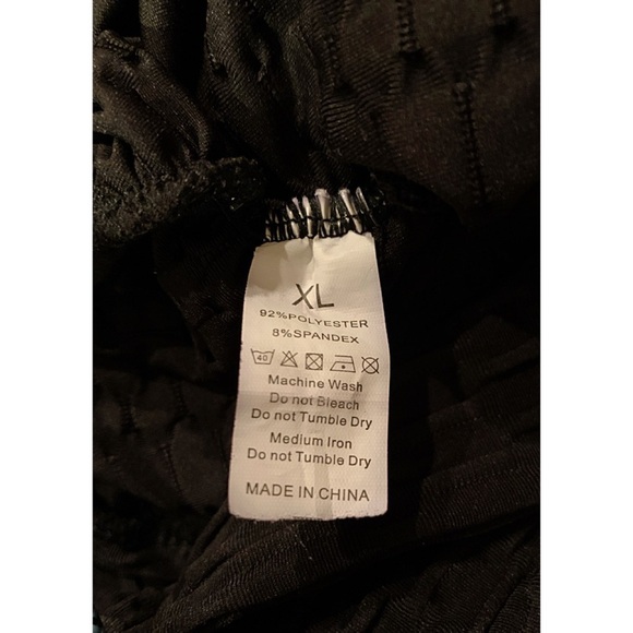 Bundle Of 2 BLACK HONEYCOMB BOOTY LIFTING LEGGINGS - Picture 5 of 5